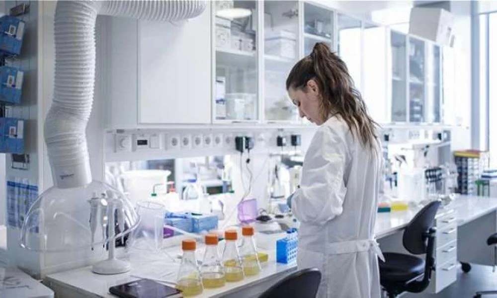 Κορονοϊός: Η ελληνική προσπάθεια για τη δημιουργία φαρμάκου